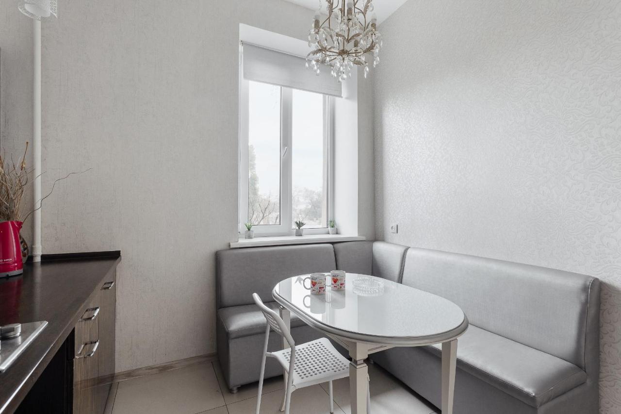 2 Bedroom On Deribasovskaya Str. Odessa Exterior foto
